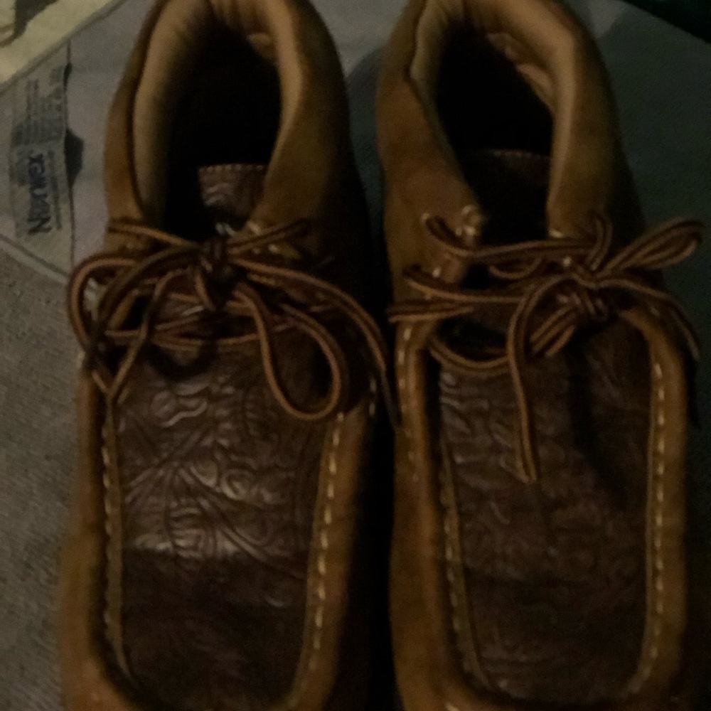 Boys western type shoes